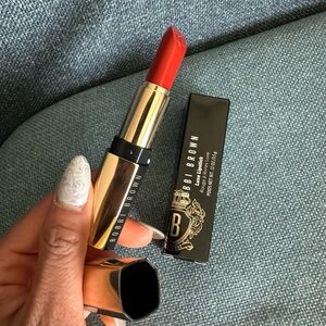 Bobbi Brown Red Lipstick Vibrant Matte Finish